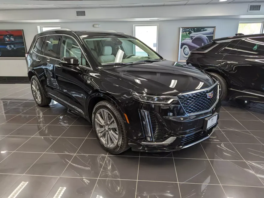 2024 Cadillac XT6 Premium Luxury photo 1