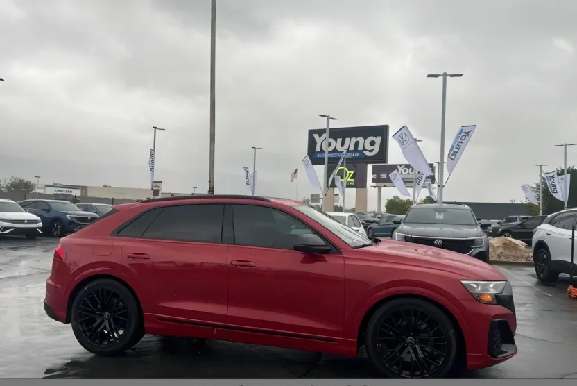 2024 Audi SQ8 Prestige photo 1