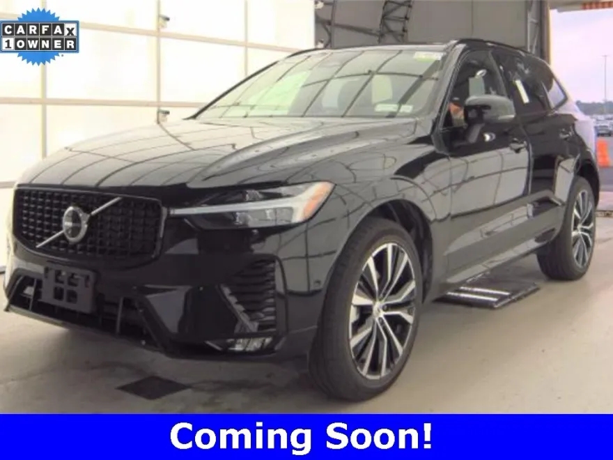2025 Volvo XC60 B5 Plus photo 1