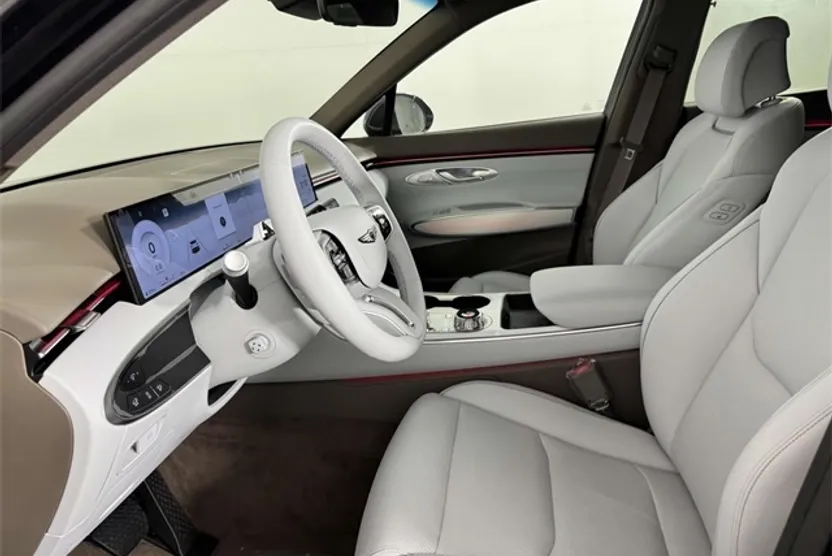 2026 Genesis GV70 2.5T Advanced photo 1