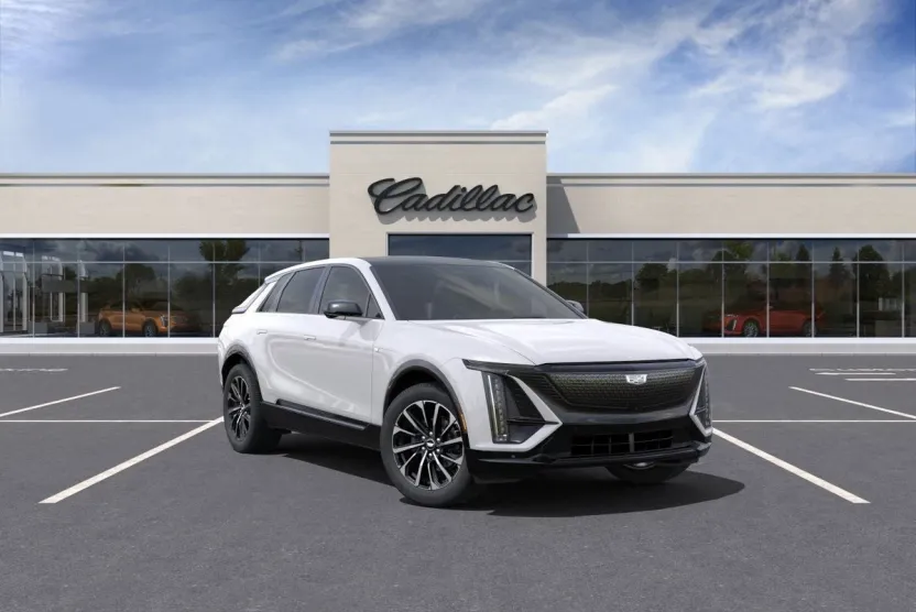 2025 Cadillac Lyriq Sport photo 1