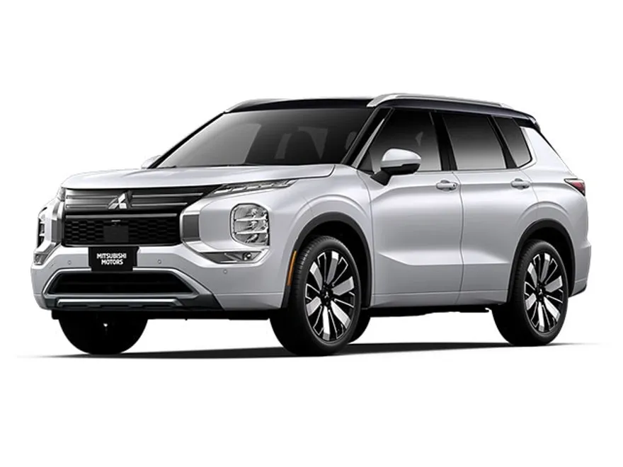 2025 Mitsubishi Outlander SEL photo 1
