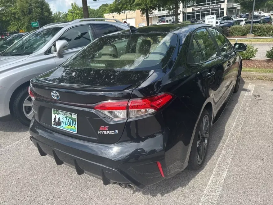 2023 Toyota Corolla Hybrid SE photo 1