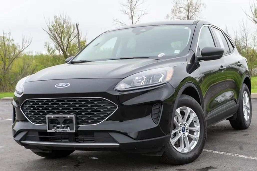 2022 Ford Escape SE photo 1