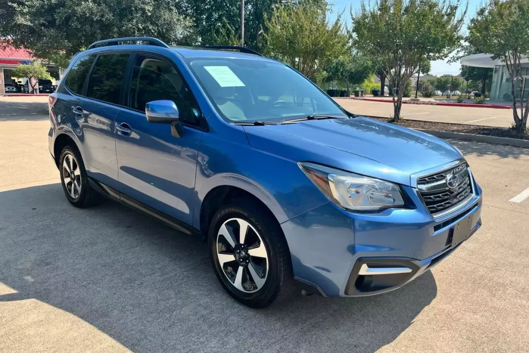 2017 Subaru Forester 2.5i Premium photo 1