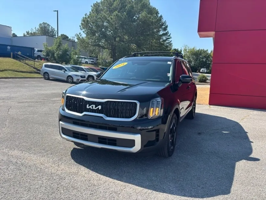 2024 Kia Telluride EX photo 1