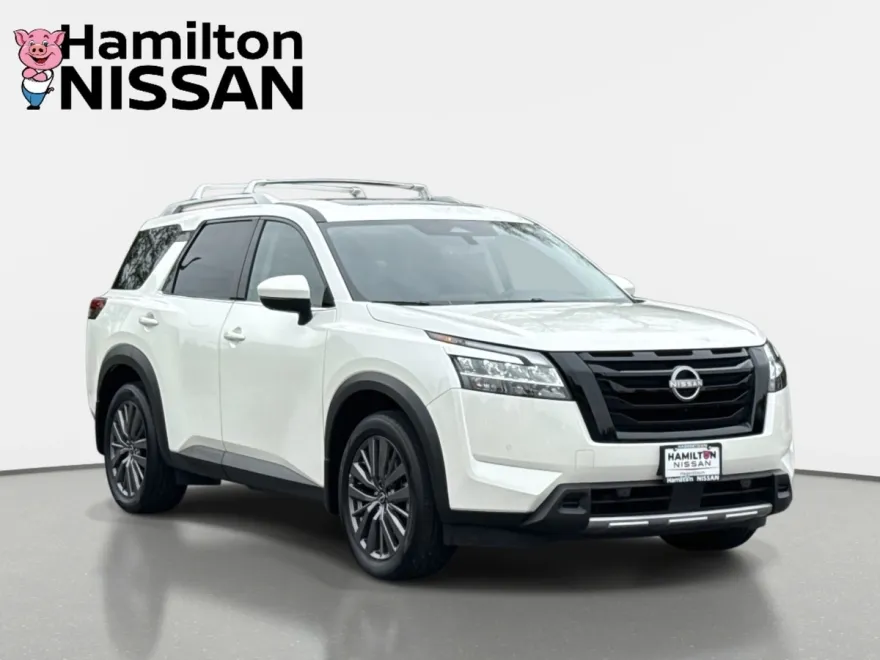 2024 Nissan Pathfinder SL photo 1