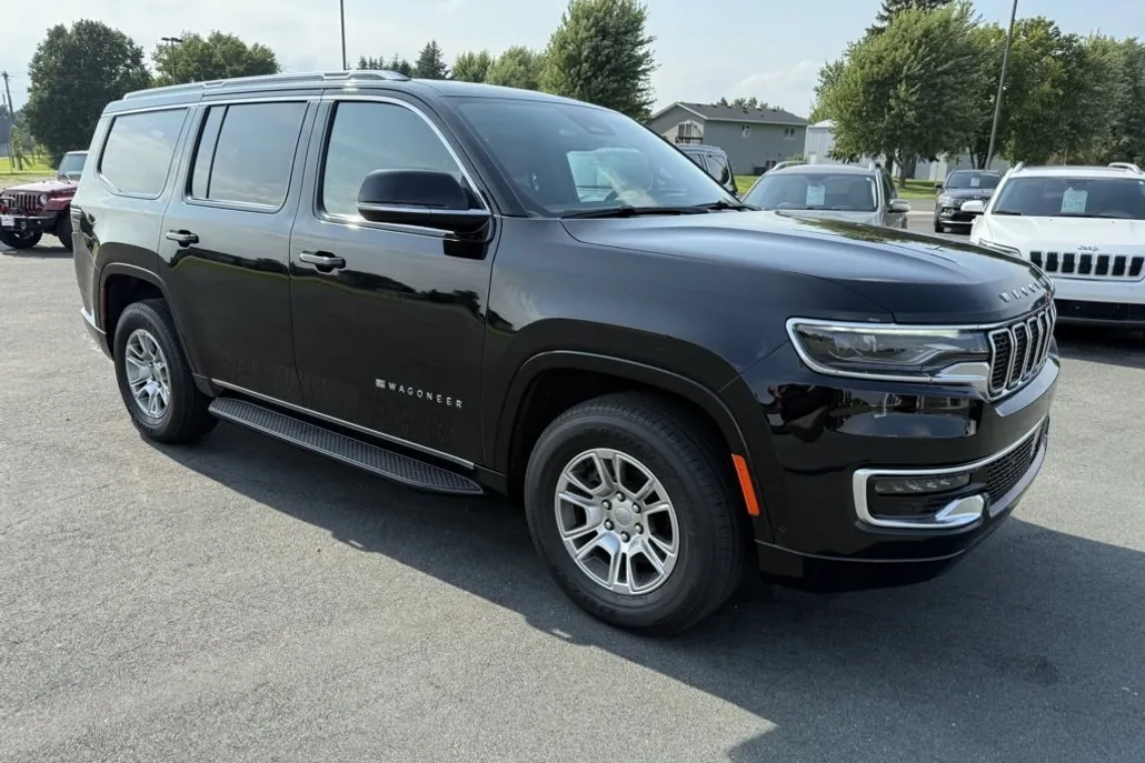 2023 Jeep Wagoneer Series I photo 1