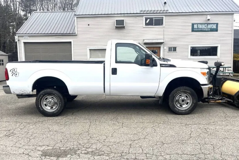 2016 Ford F-350 XL photo 1