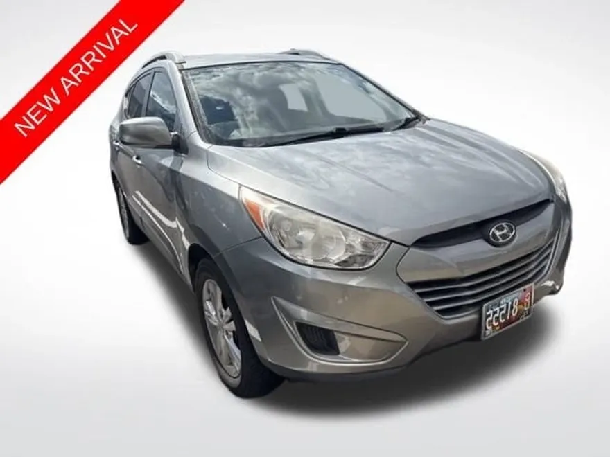 2011 Hyundai Tucson GLS photo 1