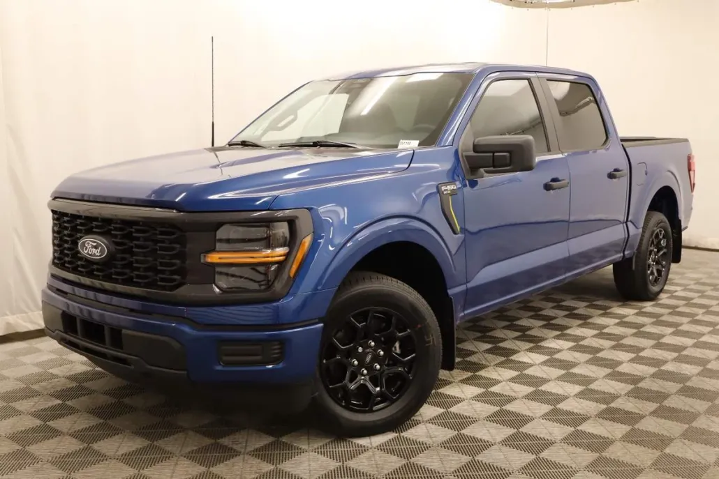 2025 Ford F-150 STX photo 1