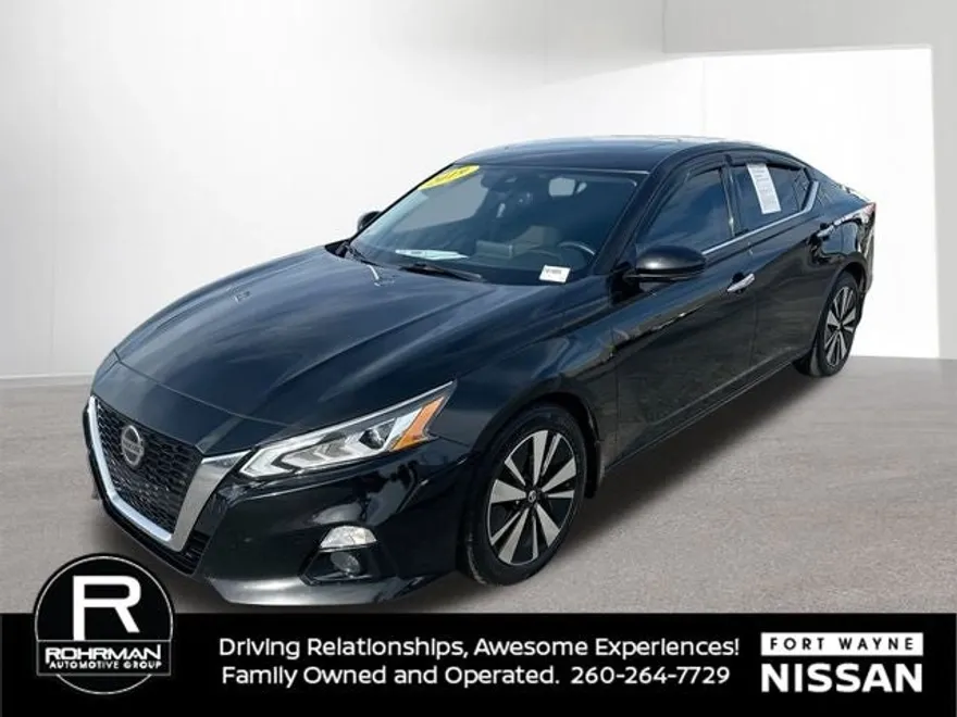 2019 Nissan Altima 2.5 SV photo 1