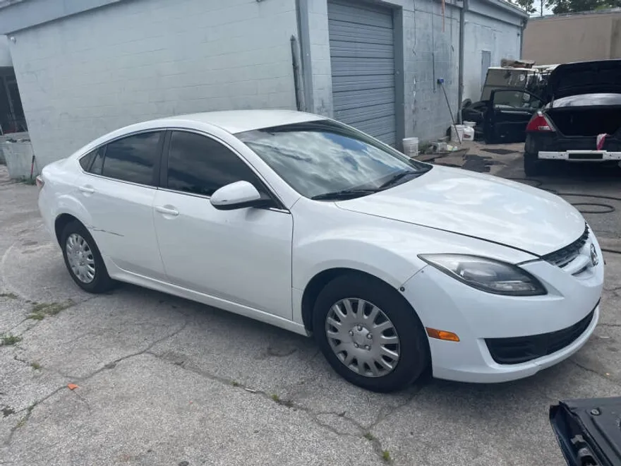 2011 Mazda Mazda6 Touring photo 1