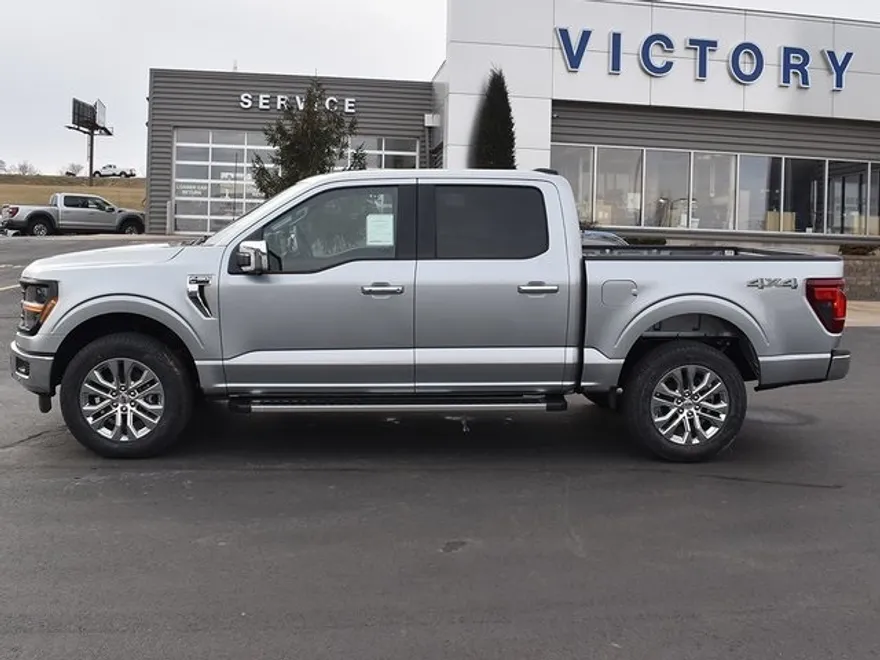 2025 Ford F-150 XLT photo 1