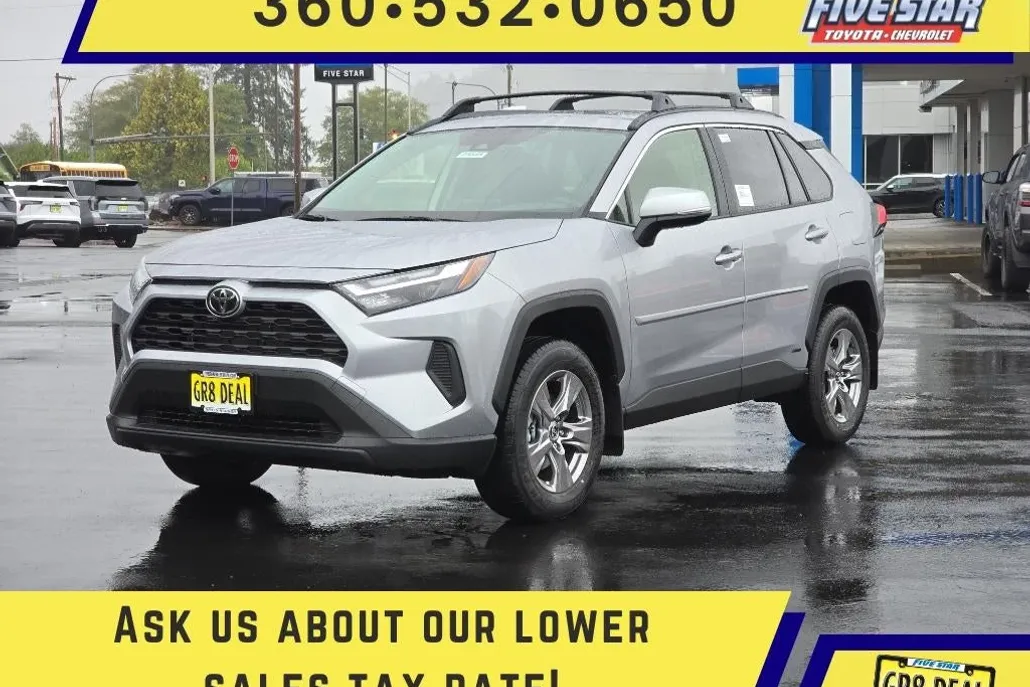2025 Toyota RAV4 Hybrid XLE photo 1