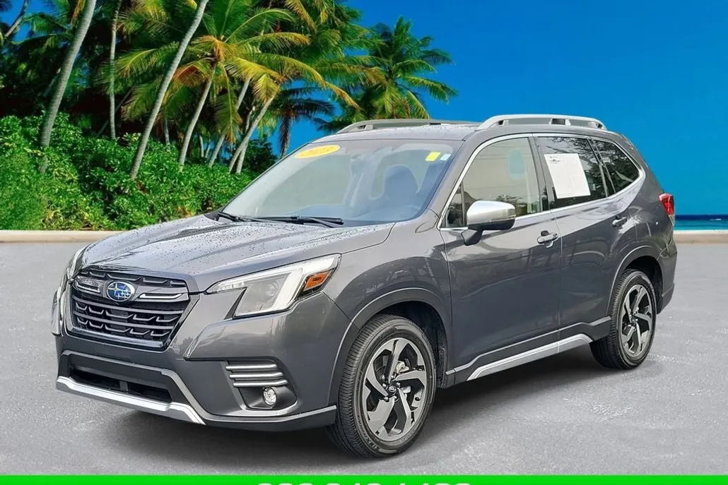 2023 Subaru Forester Touring photo 1