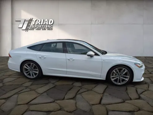 2021 Audi A7 55 Prestige photo 4