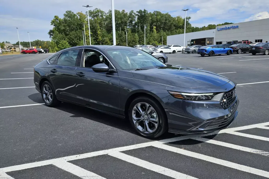 2023 Honda Accord Hybrid EX-L photo 1