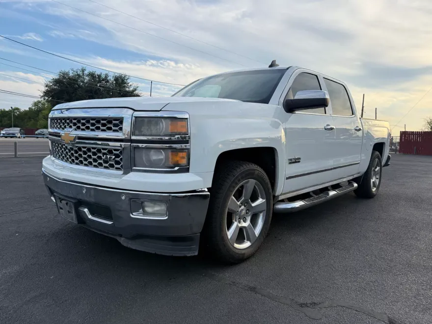 2015 Chevrolet Silverado 1500 LTZ photo 1
