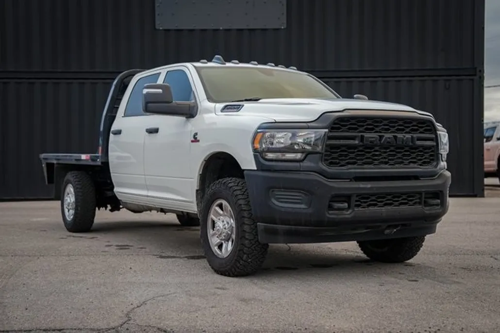 2023 Ram 3500 Tradesman photo 1