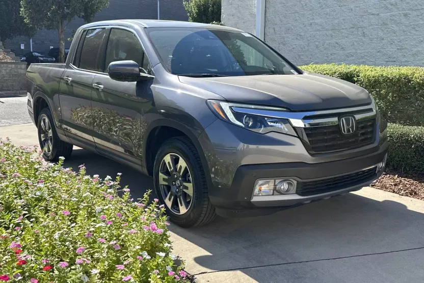 2019 Honda Ridgeline RTL-E photo 1