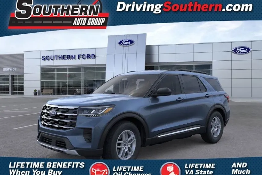 2025 Ford Explorer photo 1