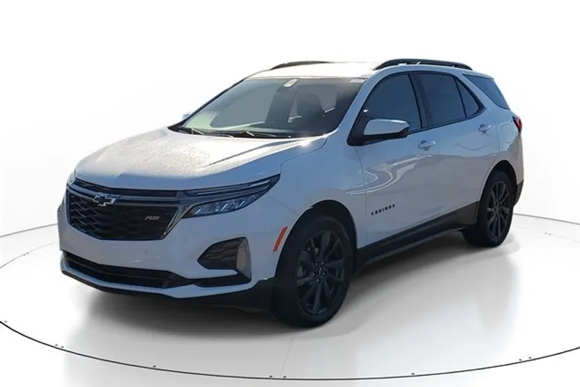 2023 Chevrolet Equinox RS photo 1