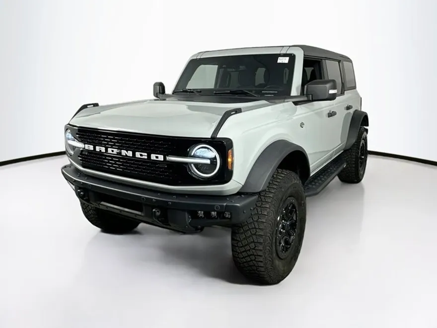 2022 Ford Bronco Base Big Bend Black Diamond Outer Banks Badlands Wildtrak Everglades photo 1