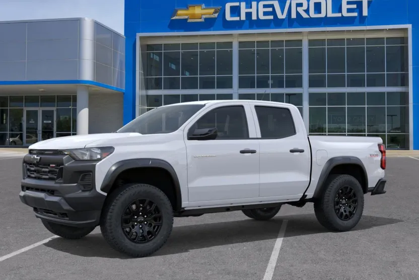 2026 Chevrolet Colorado Trail Boss photo 1