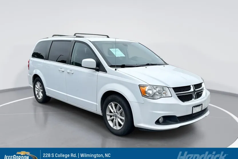 2018 Dodge Grand Caravan SXT photo 1