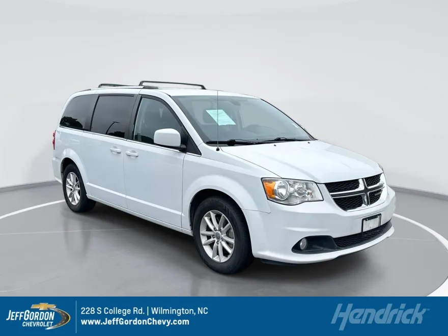 2018 Dodge Grand Caravan SXT photo 1