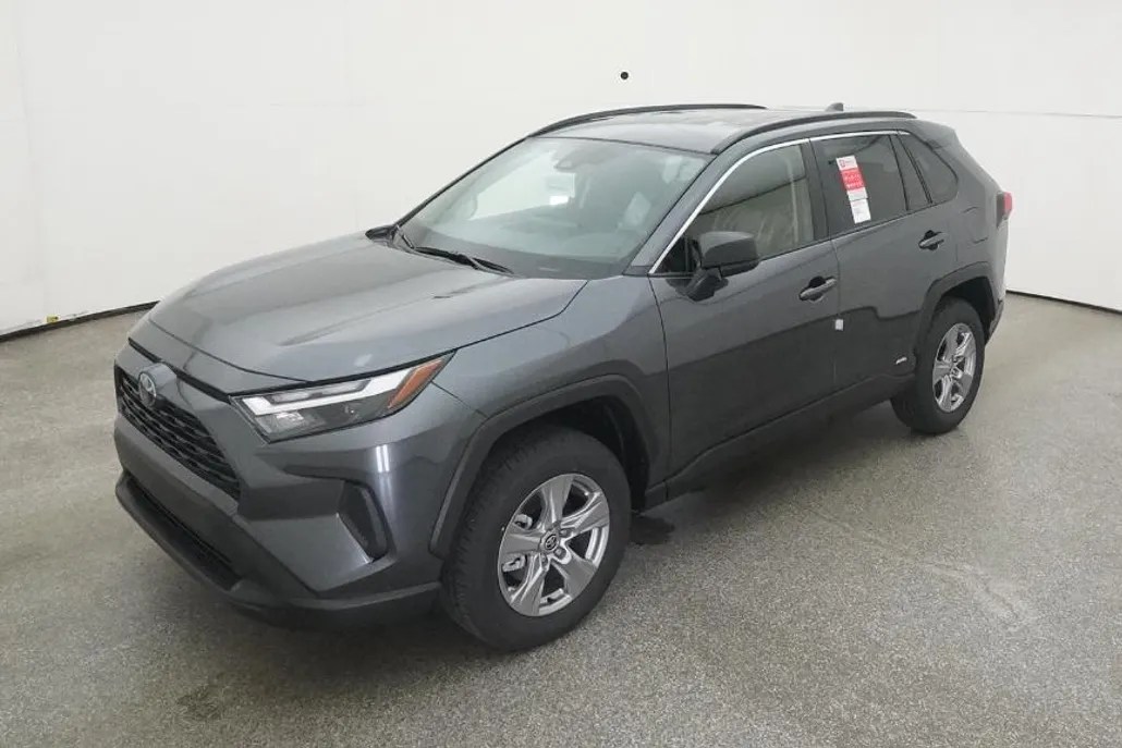 2025 Toyota RAV4 Hybrid LE photo 1