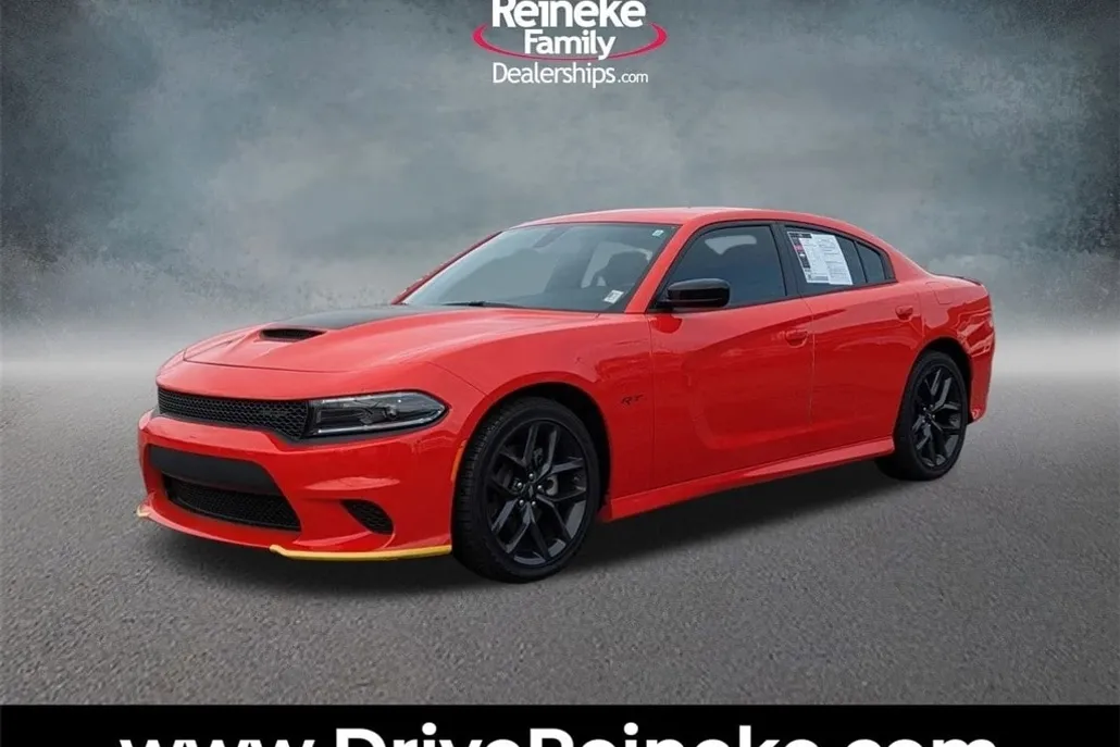 2023 Dodge Charger R/T photo 1