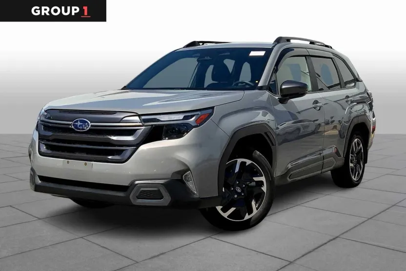 2025 Subaru Forester Limited Base photo 1