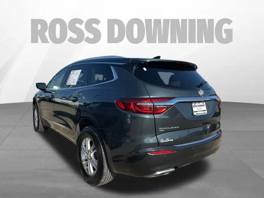 2021 Buick Enclave Essence photo 1