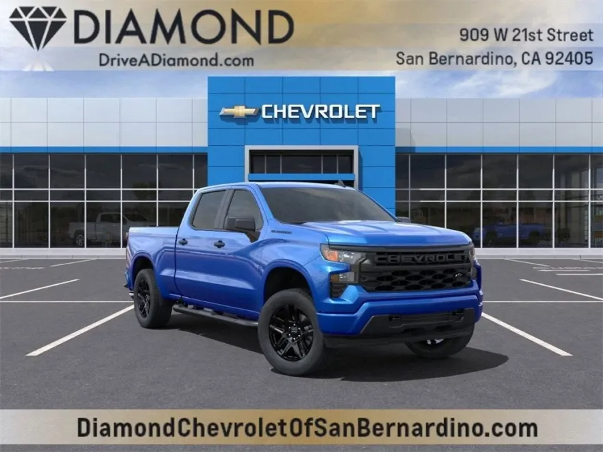 2025 Chevrolet Silverado 1500 Custom photo 1