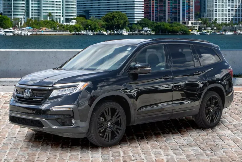 2022 Honda Pilot Black Edition photo 1