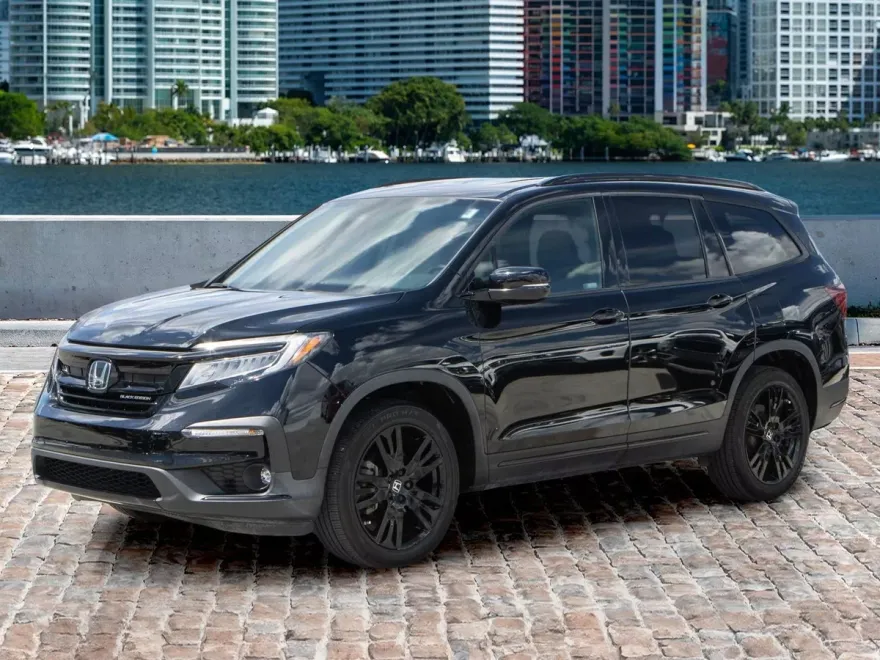 2022 Honda Pilot Black Edition photo 1
