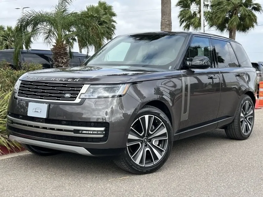2025 Land Rover Range Rover SE photo 1