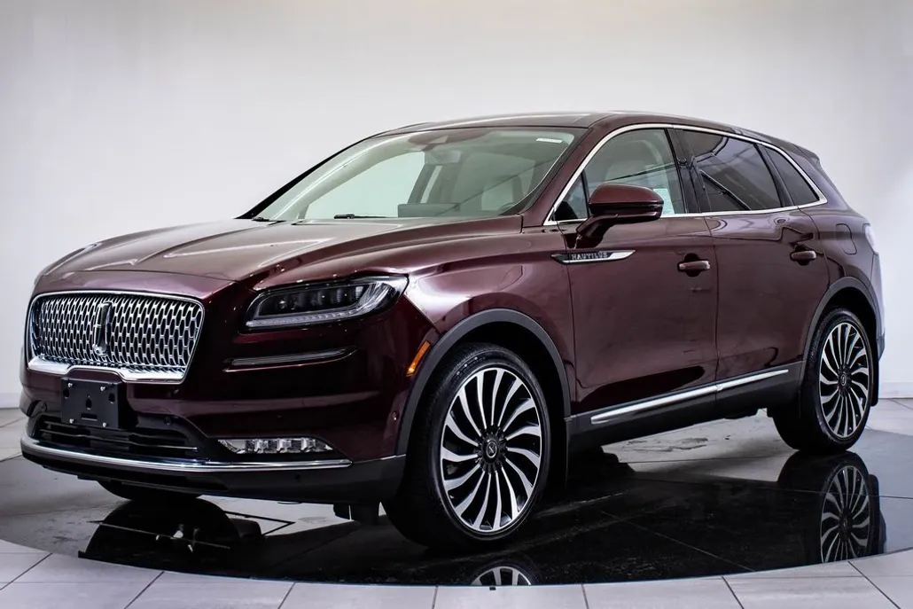 2022 Lincoln Nautilus Black Label photo 1