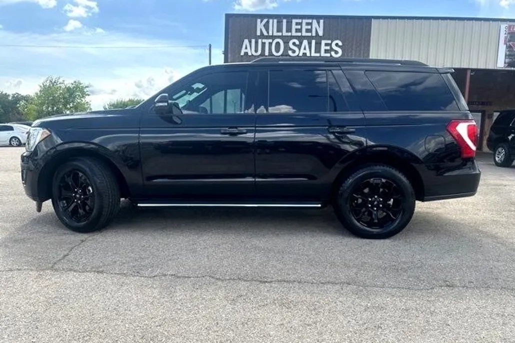 2020 Ford Expedition XLT photo 1