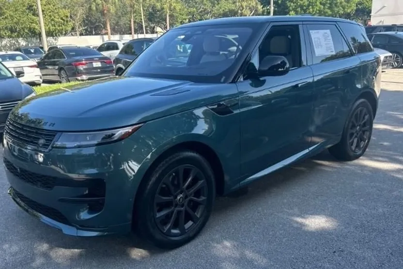 2023 Land Rover Range Rover Sport SE photo 1