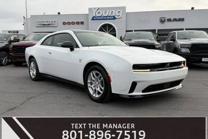 2025 Dodge Charger R/T photo 1