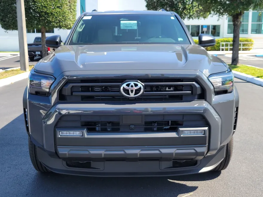 2025 Toyota 4Runner SR5 photo 1