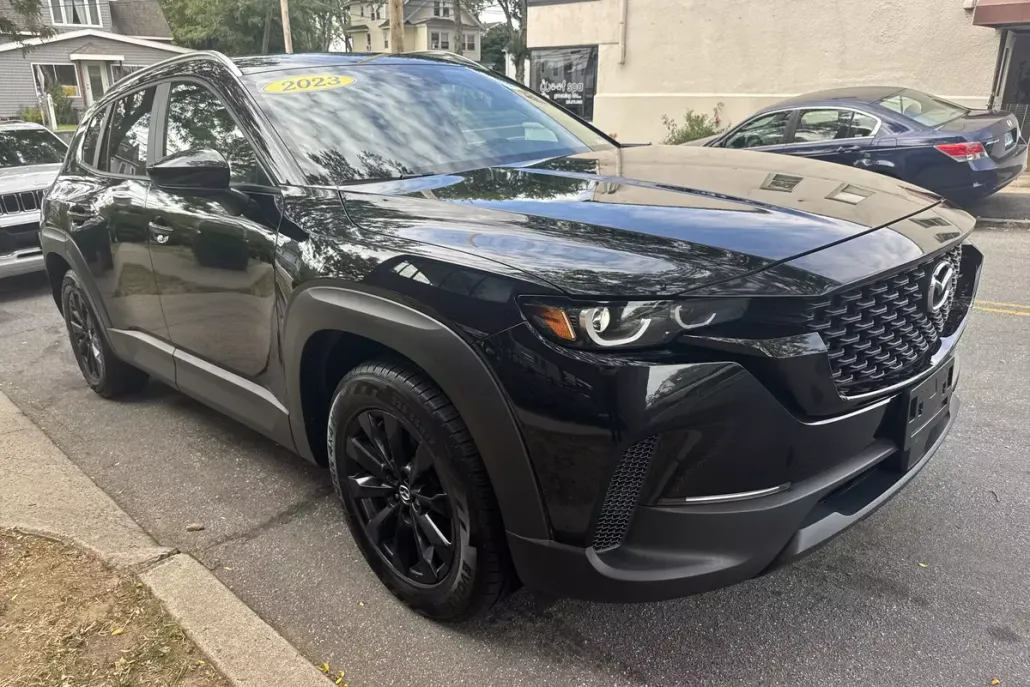 2023 Mazda CX-50 2.5 Preferred Plus photo 1