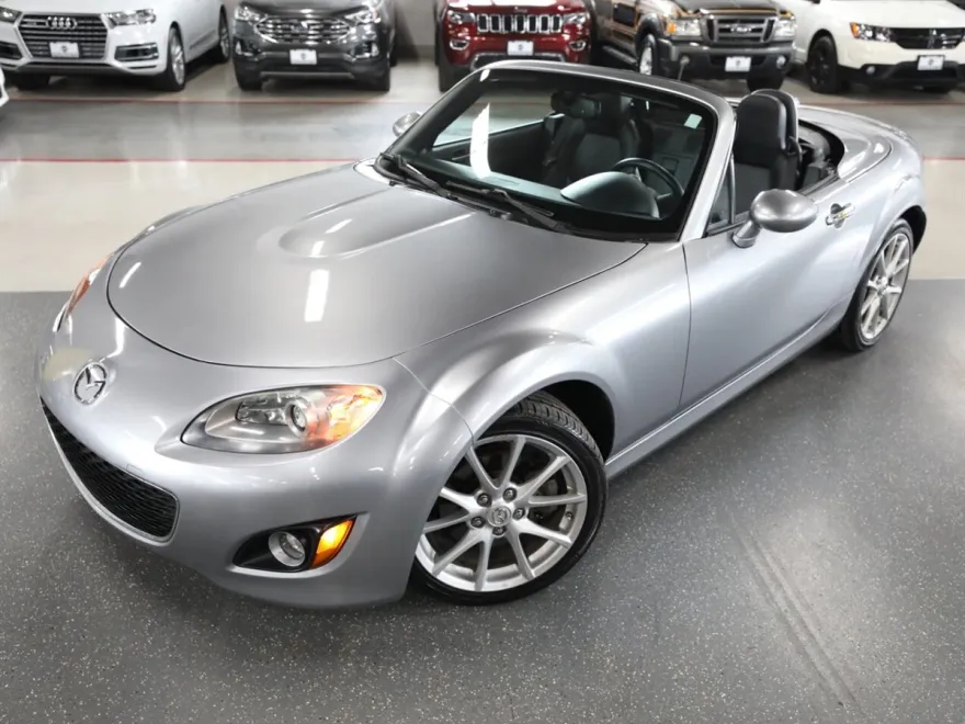 2011 Mazda MX-5 Miata Miata Grand Touring photo 1