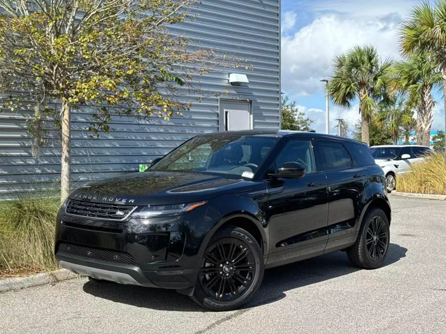 2025 Land Rover Range Rover Evoque S photo 1