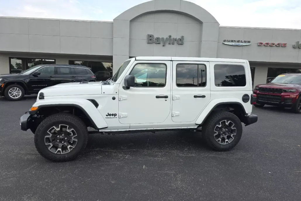 2025 Jeep Wrangler Sahara photo 1
