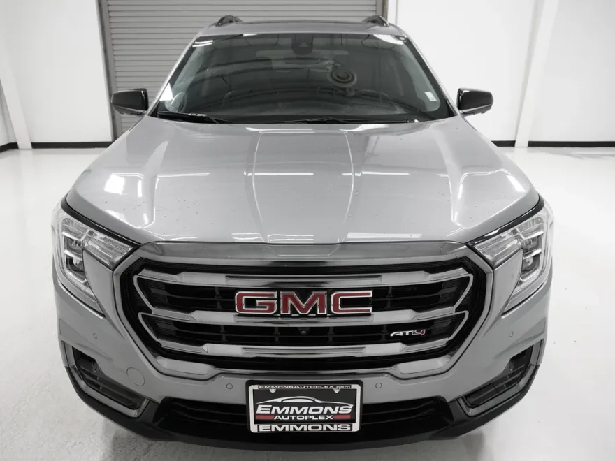 2024 Gmc Terrain AT4 photo 1