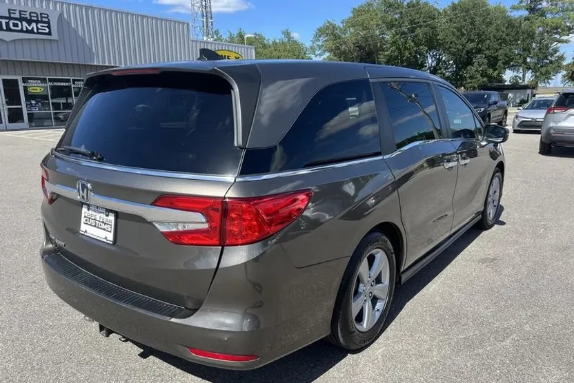 2019 Honda Odyssey EX-L photo 1